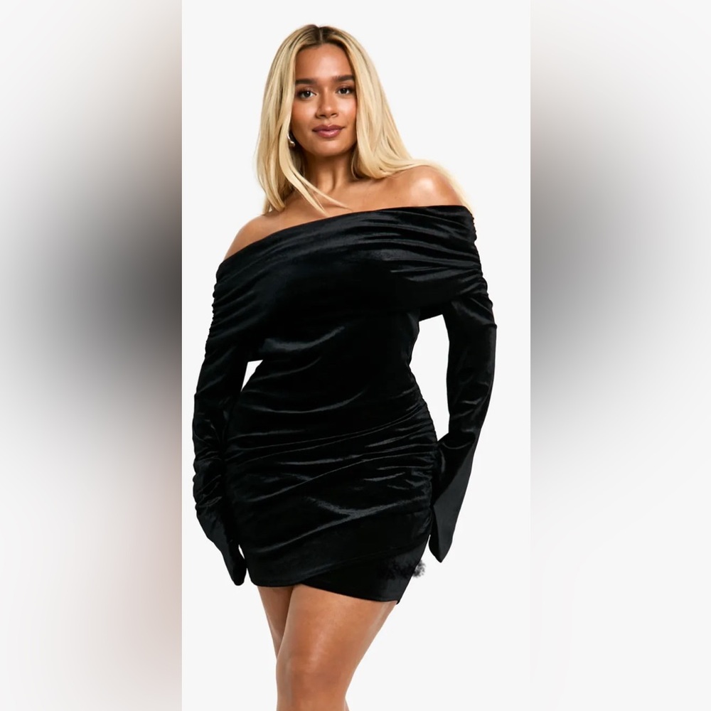 Boohoo Plus Off-Shoulder Black Dress